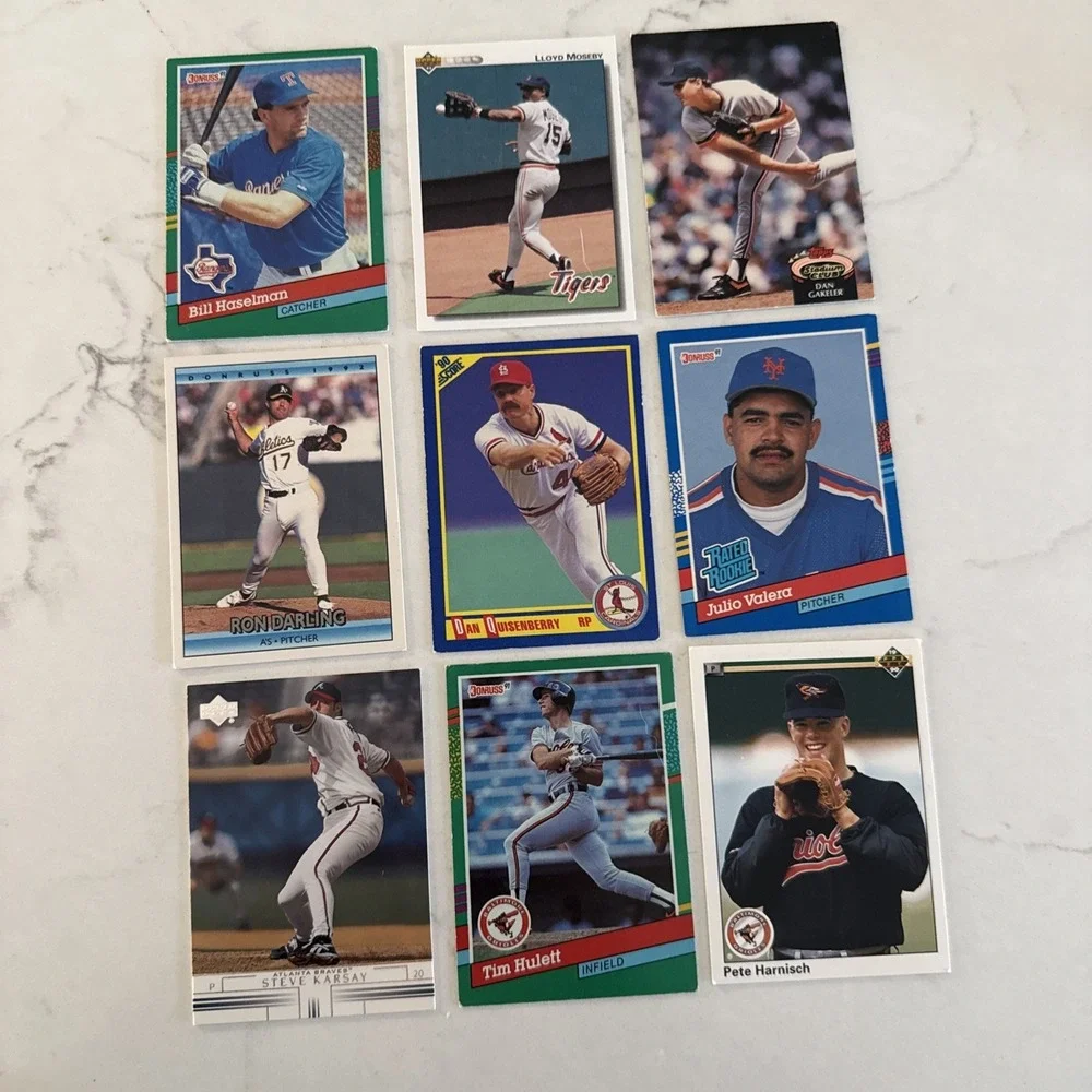 29 vintage baseball cards 1985-1992
